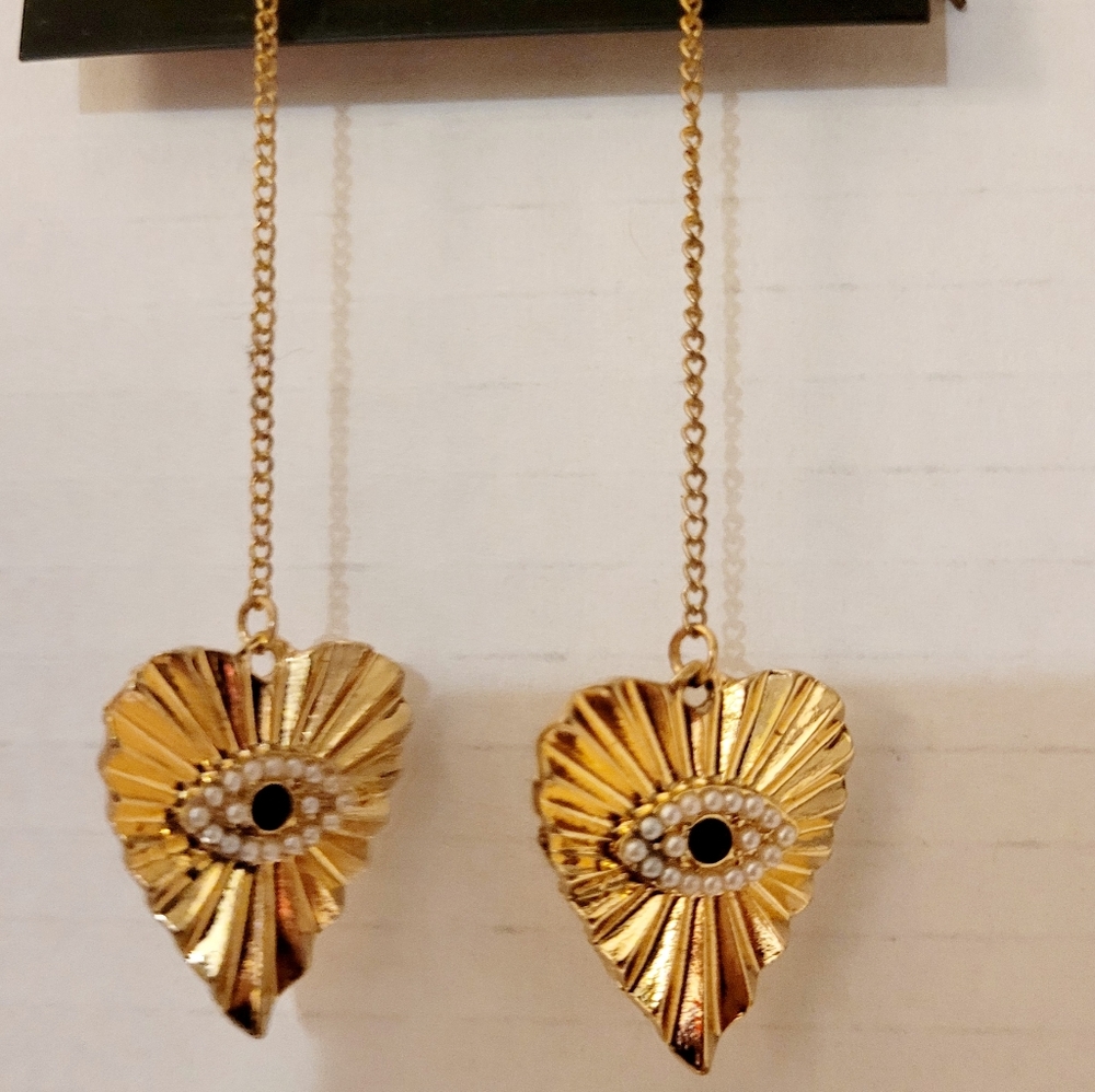 Nwt Noir heart shape eye or evil eye dangling earrings